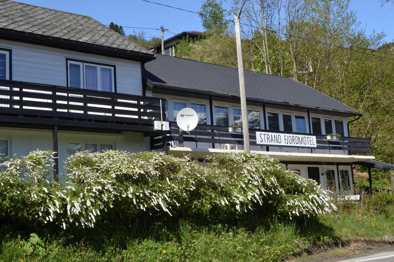 אולביק Strand Fjordmotel מראה חיצוני תמונה