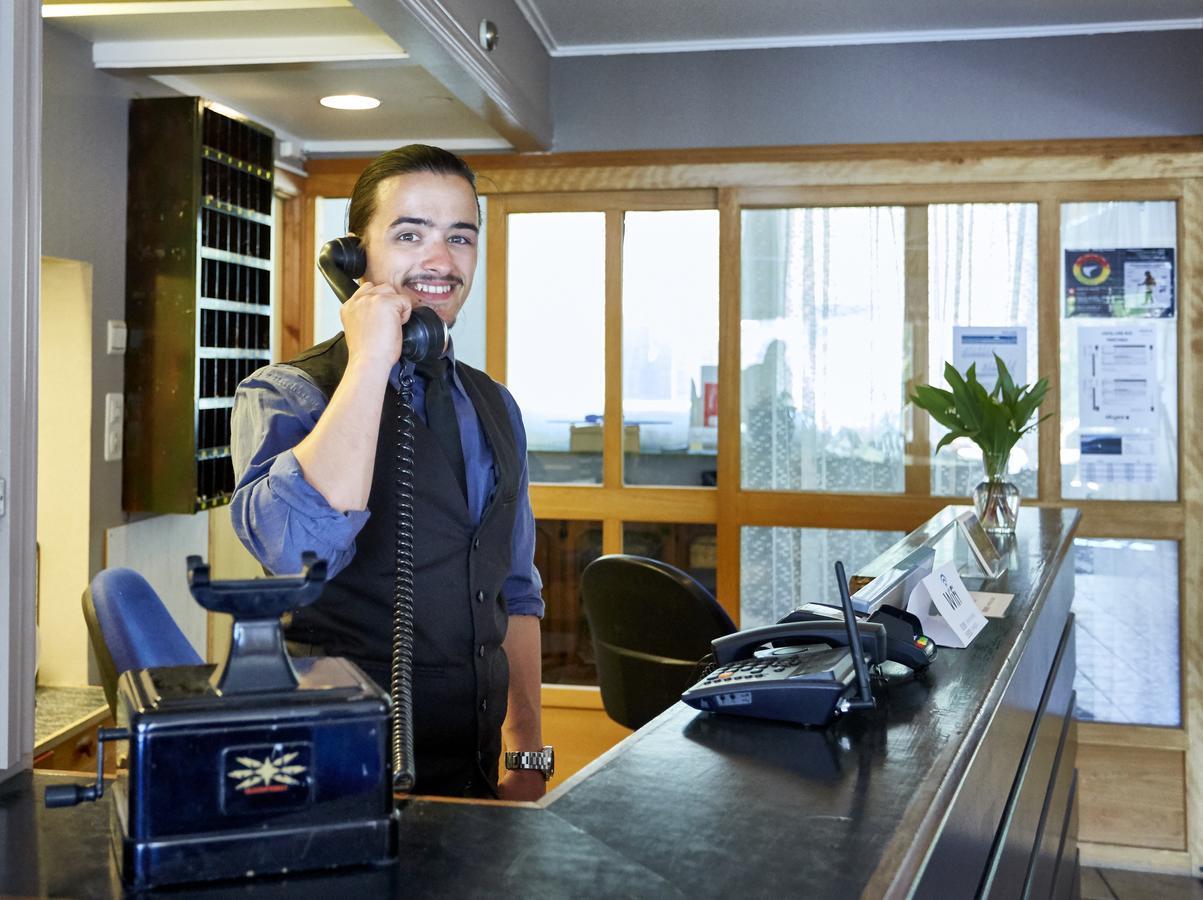 אולביק Strand Fjordmotel מראה חיצוני תמונה